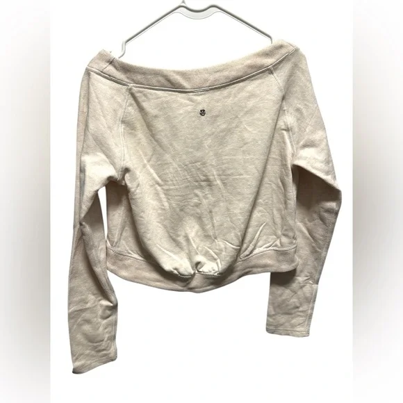 Lululemon Good Karma Pullover - Picture 8 of 9